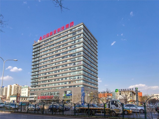 云南髋离断假肢定制