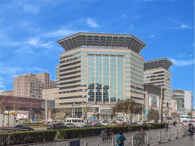 博兴汽车冲压模具